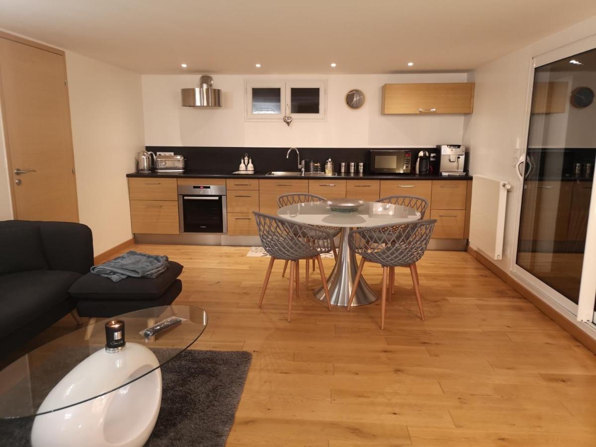 Tres Bel Appartement Avec Vue Sur Les Montagnes Saint Ismier Exterior photo